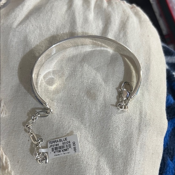 Silver Bracelet - Picture 2 of 4